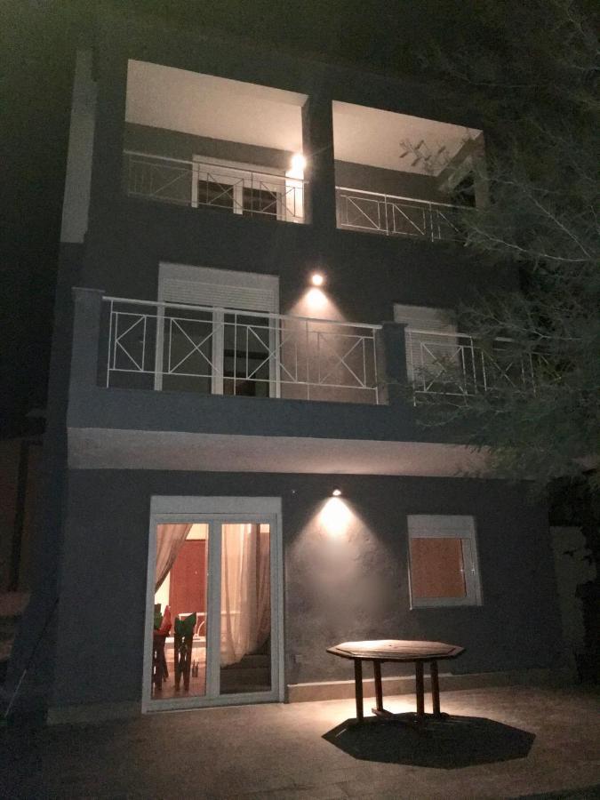 Hostal Modern House Afytos Exterior foto