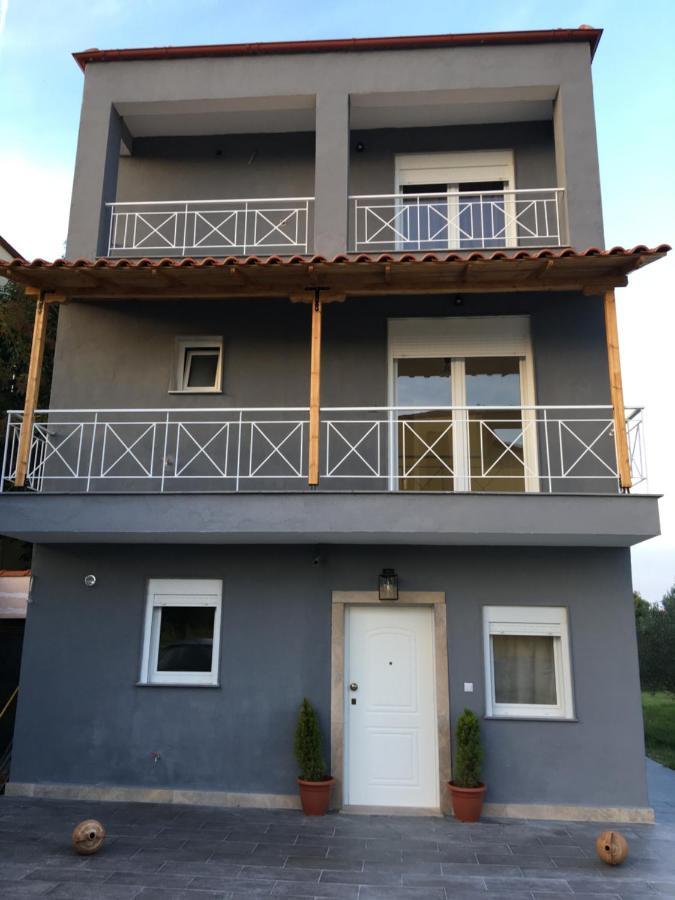 Hostal Modern House Afytos Exterior foto